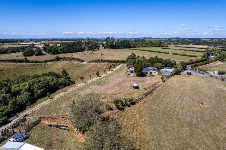 Photo of property in 55 Pitt Road, Hillsborough, New Plymouth, 4372