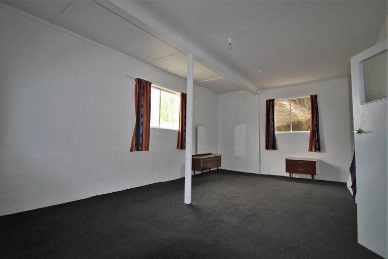 Photo of property in 4 View Road, Bridge Hill, Alexandra, 9320