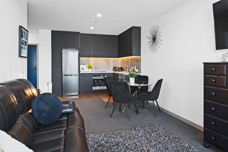 Photo of property in 403/2 Launch Road, Hobsonville, Auckland, 0616