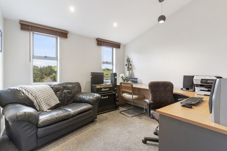 Photo of property in 15 Flight Valley Way, Welcome Bay, Tauranga, 3175