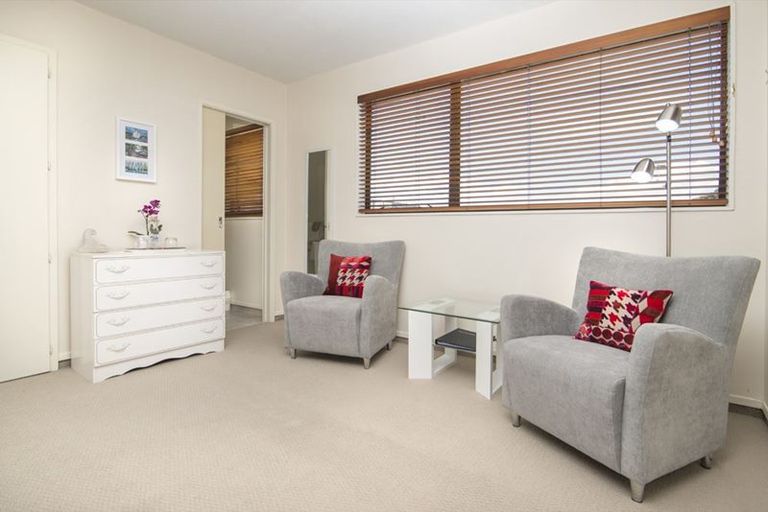 Photo of property in 5 Seaview Crescent, Picton, 7220