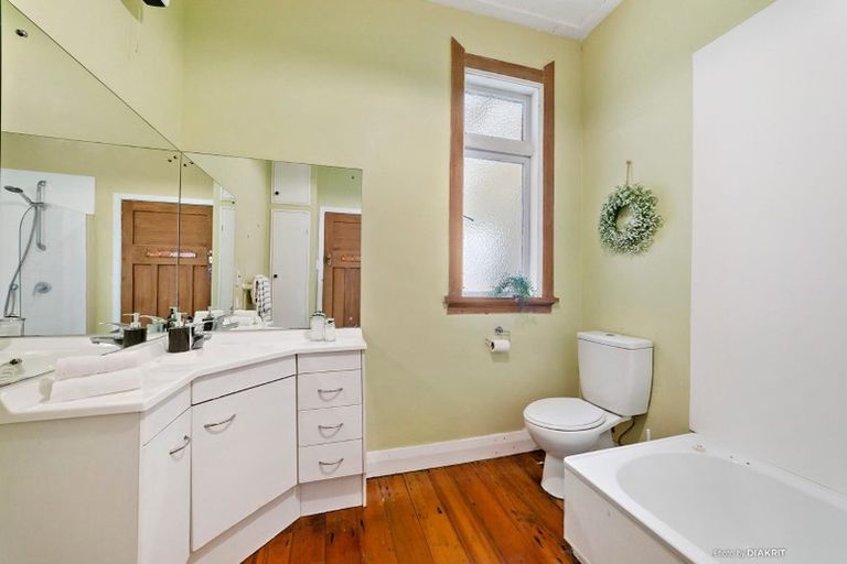 Photo of property in 8 Ruahine Street, Hataitai, Wellington, 6021