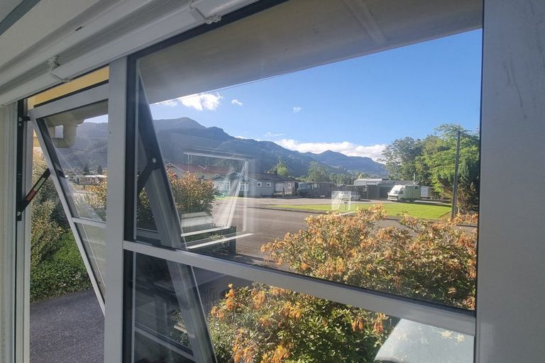 Photo of property in 7 Hampden Street, Murchison, 7007