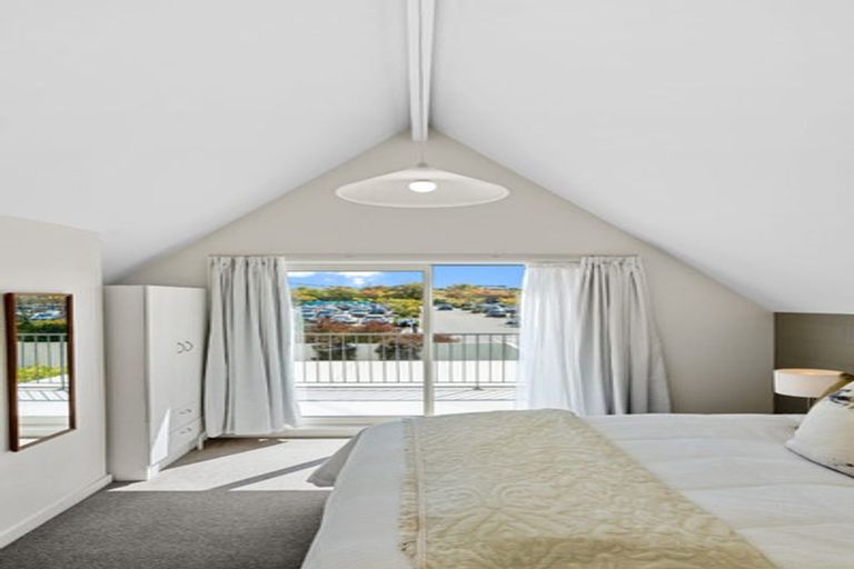 Photo of property in 1/122 Office Road, Merivale, Christchurch, 8014