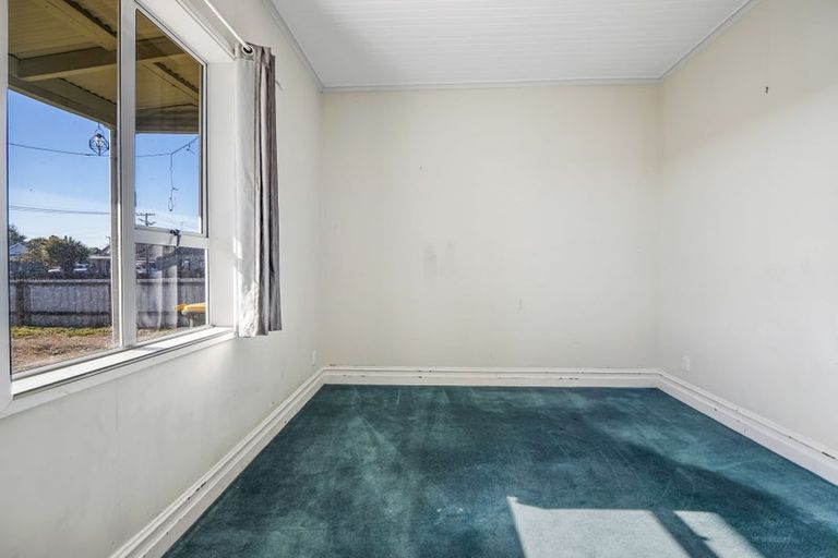 Photo of property in 16 Argyle Street, Balclutha, 9230