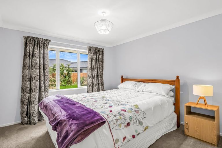 Photo of property in 6 Ormandy Court, Amberley, 7410