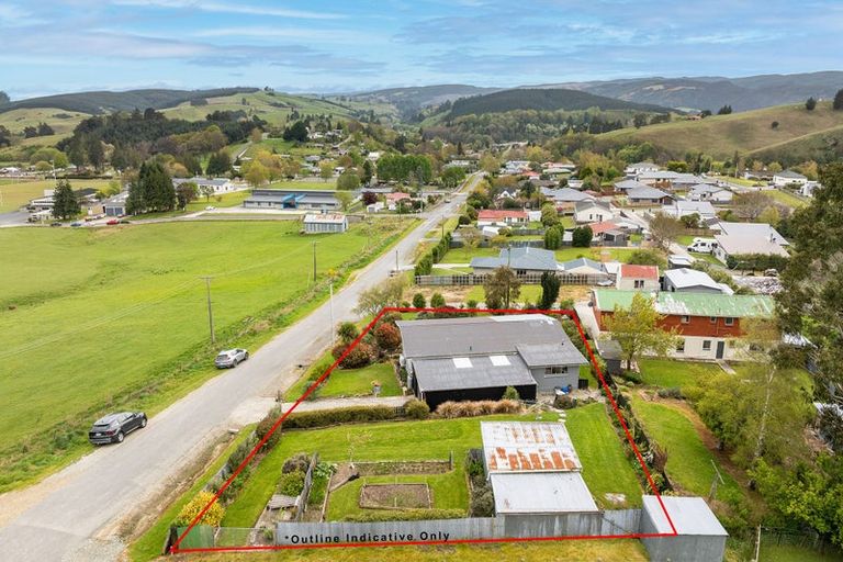 Photo of property in 69 Whitehaven Street, Lawrence, 9532