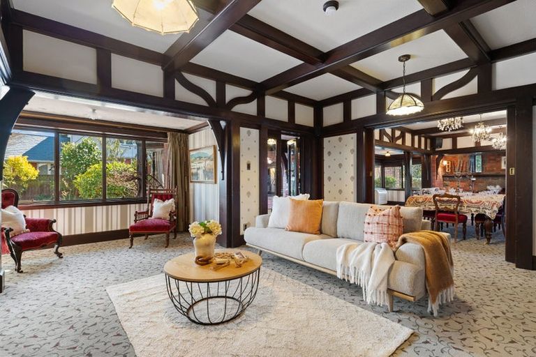 Photo of property in 283 Papanui Road, Merivale, Christchurch, 8052