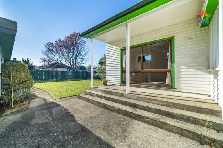 Photo of property in 26 Chapman Crescent, Naenae, Lower Hutt, 5011