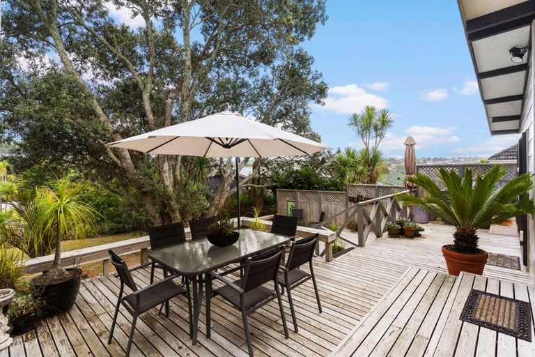 Photo of property in 438 Beach Road, Murrays Bay, Auckland, 0630