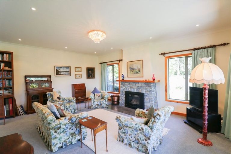 Photo of property in 32 Ribbonwood Road, Geraldine Downs, Geraldine, 7991