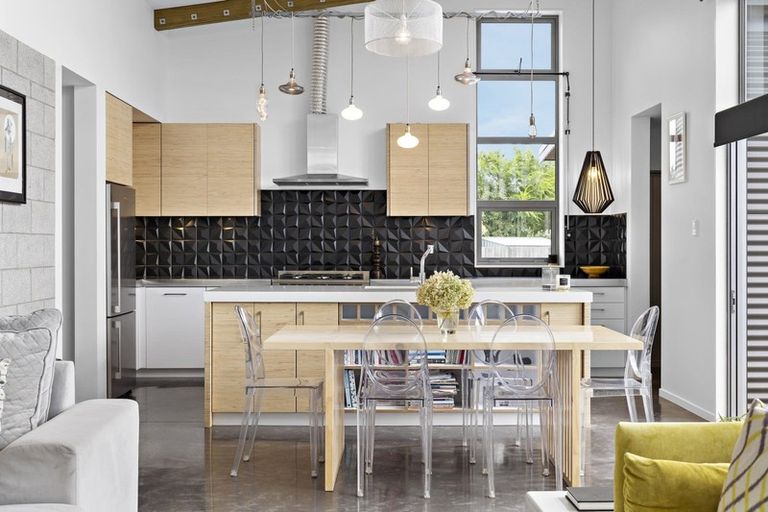 Photo of property in 3 Tuscan Lane, Martinborough, 5711