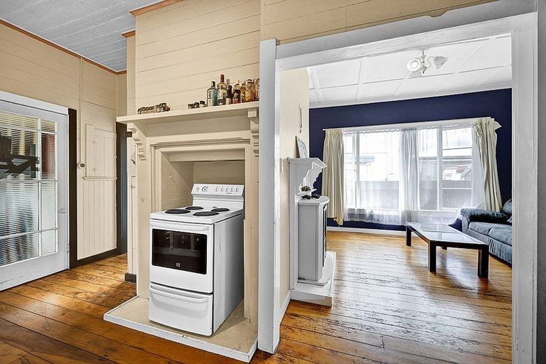 Photo of property in 265 Princes Street, Hawera, 4610