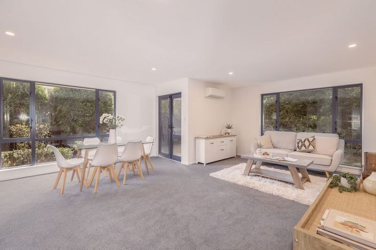 Photo of property in 122a Halswell Junction Road, Halswell, Christchurch, 8025