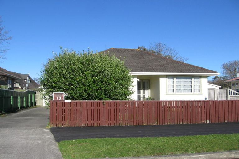 Photo of property in 18 Milton Street, Roslyn, Palmerston North, 4414
