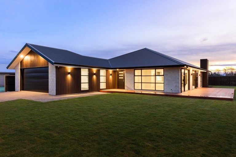 Photo of property in 9 Spencer Place, Springlands, Blenheim, 7201