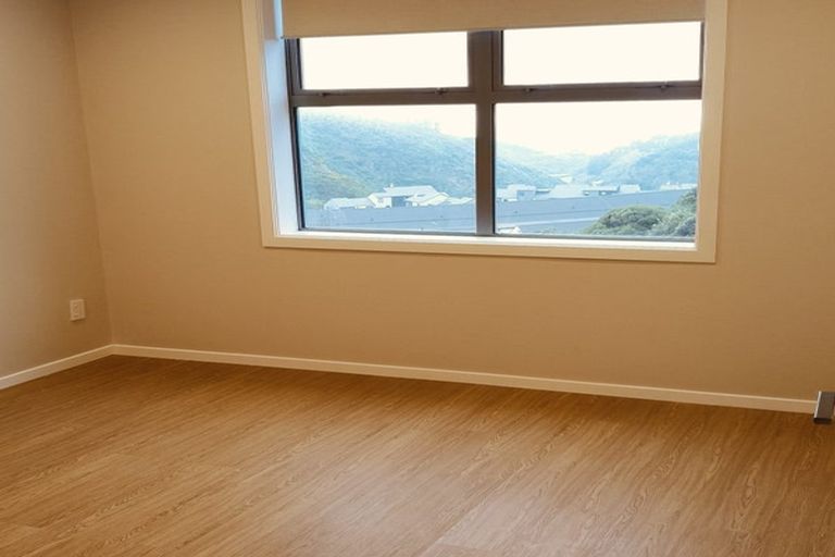 Photo of property in 2/30d John Sims Drive, Broadmeadows, Wellington, 6037