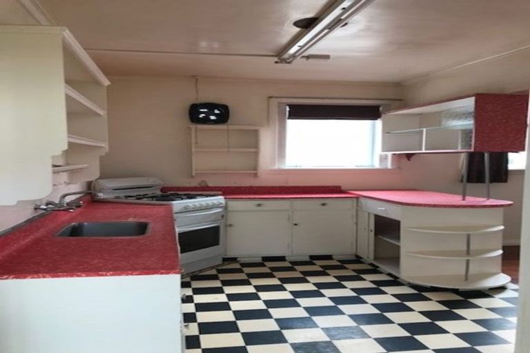 Photo of property in 39 Austin Street, Mount Victoria, Wellington, 6011