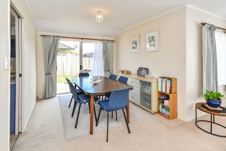 Photo of property in 22 Sheriff Place, Randwick Park, Auckland, 2105