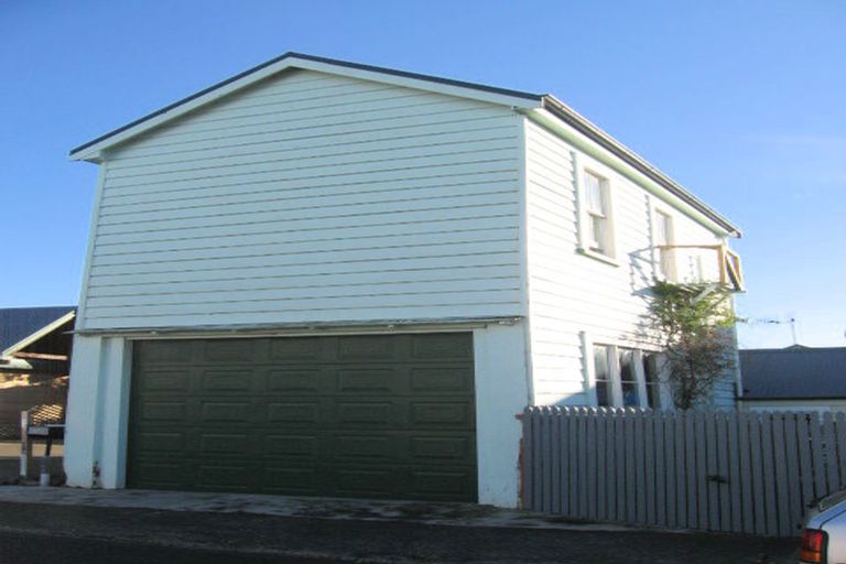 Photo of property in 17a Lincoln Road, Bluff Hill, Napier, 4110