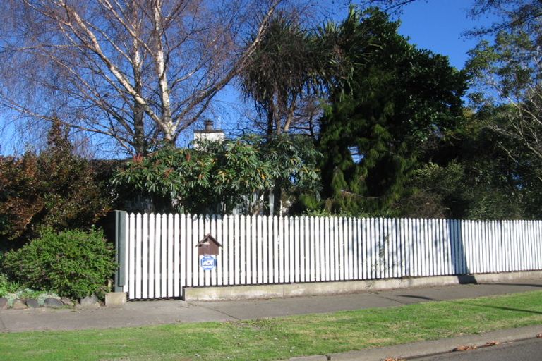 Photo of property in 26 Abraham Crescent, Milson, Palmerston North, 4414
