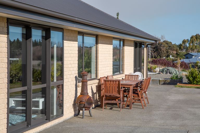 Photo of property in 25 Glenmark Drive, Waipara, 7483