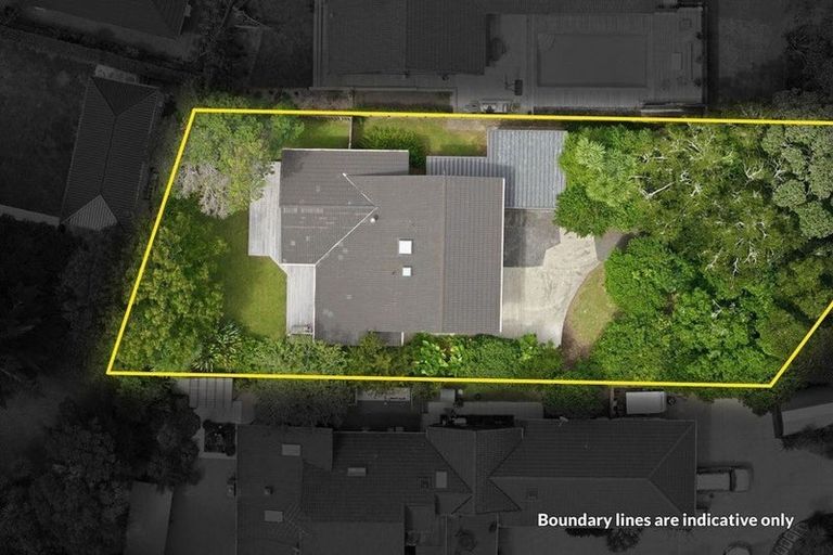 Photo of property in 82a Beach Road, Mellons Bay, Auckland, 2014
