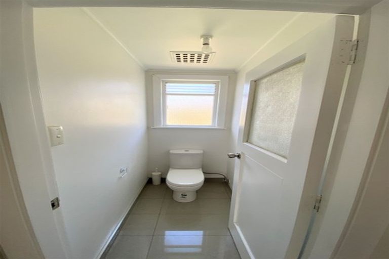 Photo of property in 5 Tonga Place, Riccarton, Christchurch, 8041