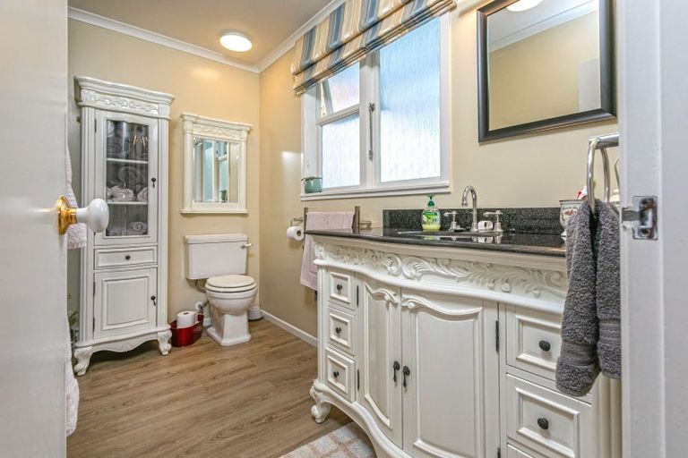 Photo of property in 135 Hauraki Road, Coromandel, 3506