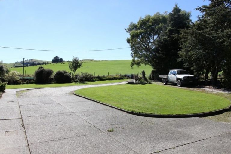 Photo of property in 92 Shand Road, Otapiri, Winton, 9782