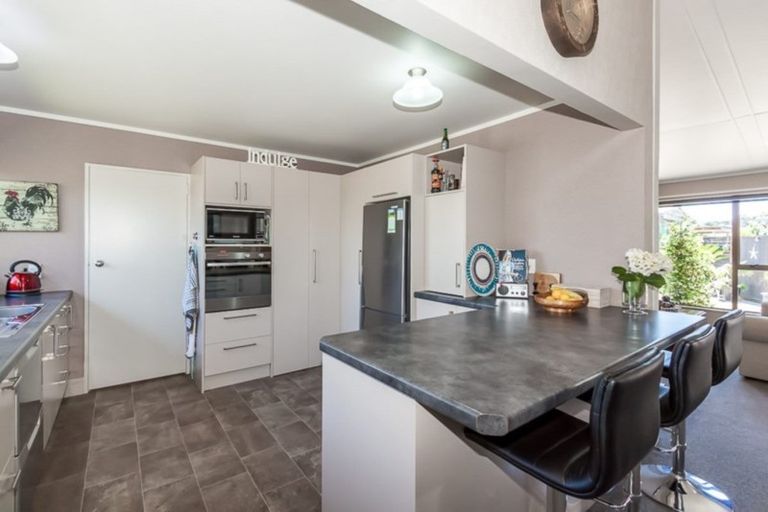 Photo of property in 60 Nash Parade, Foxton Beach, Foxton, 4815