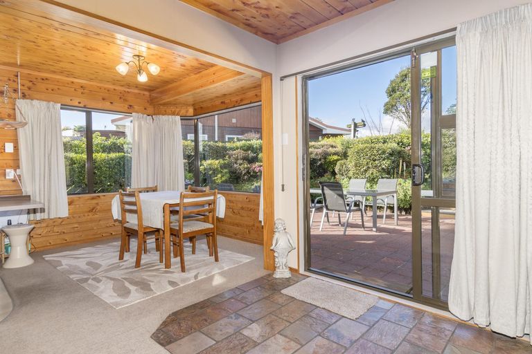 Photo of property in 122a Oropi Road, Greerton, Tauranga, 3112