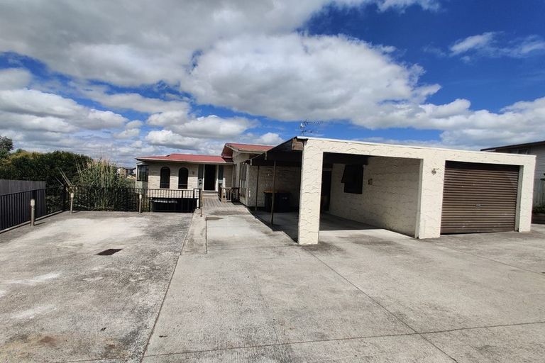 Photo of property in 31 Leaver Place, Weymouth, Auckland, 2103