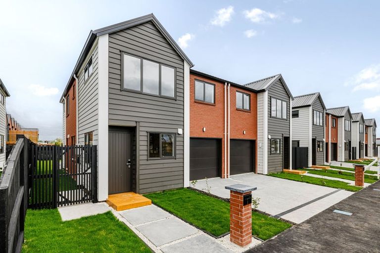 Photo of property in 1/1 Sundown Crescent, Melville, Hamilton, 3206