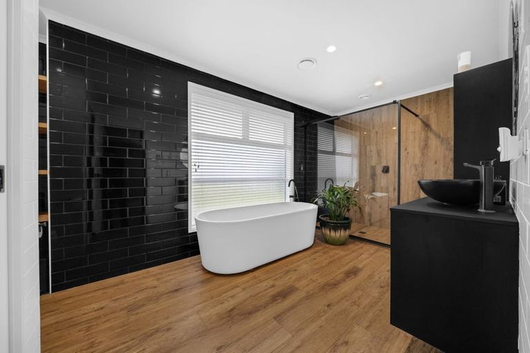 Photo of property in 54 Saddleton Road, Waiau Pa, Pukekohe, 2679