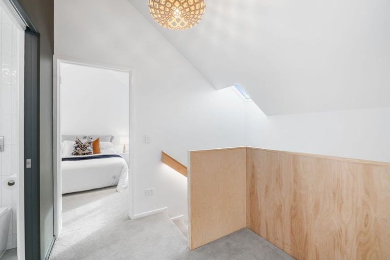 Photo of property in 2/938 Colombo Street, St Albans, Christchurch, 8014