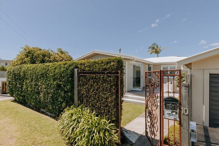 Photo of property in 10 Short Street, Otumoetai, Tauranga, 3110