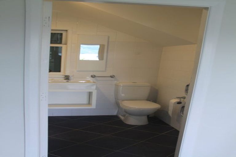 Photo of property in 414 Evans Bay Parade, Hataitai, Wellington, 6021