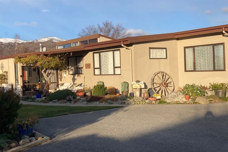 Photo of property in 13 Orchard Place, Cromwell, 9310