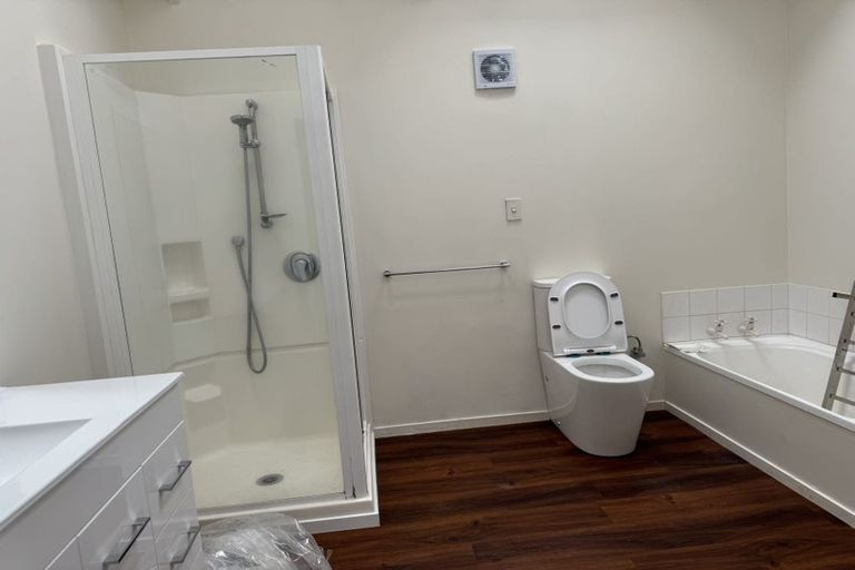 Photo of property in 29 Oteha Valley Road, Northcross, Auckland, 0632