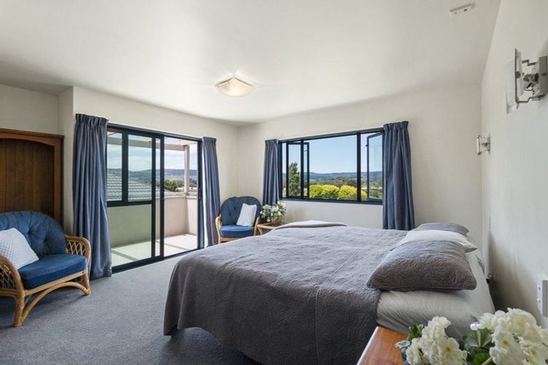 Photo of property in 55 Royal Oak Drive, Kelvin Grove, Palmerston North, 4414