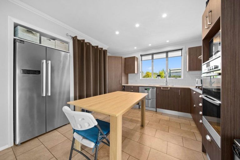 Photo of property in 52 East Street, Greytown, 5712