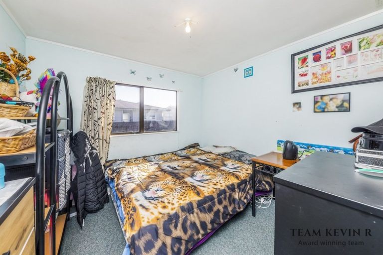 Photo of property in 2/34 Cargill Street, Papakura, 2110