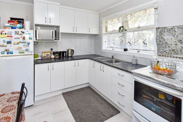 Photo of property in 2/9 Omagh Avenue, Papatoetoe, Auckland, 2025