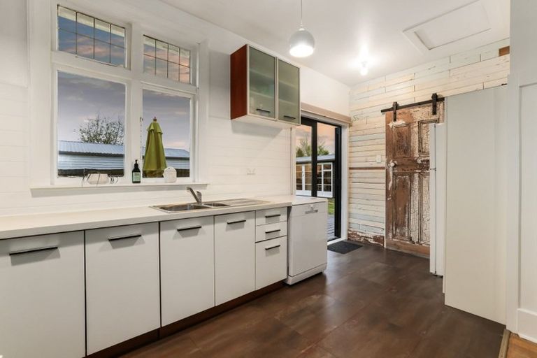 Photo of property in 80 Malcolm Avenue, Beckenham, Christchurch, 8023