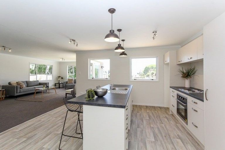 Photo of property in 10c Cowling Road, Hurdon, New Plymouth, 4310