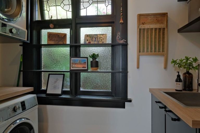 Photo of property in 59 Cliffs Road, Saint Clair, Dunedin, 9012