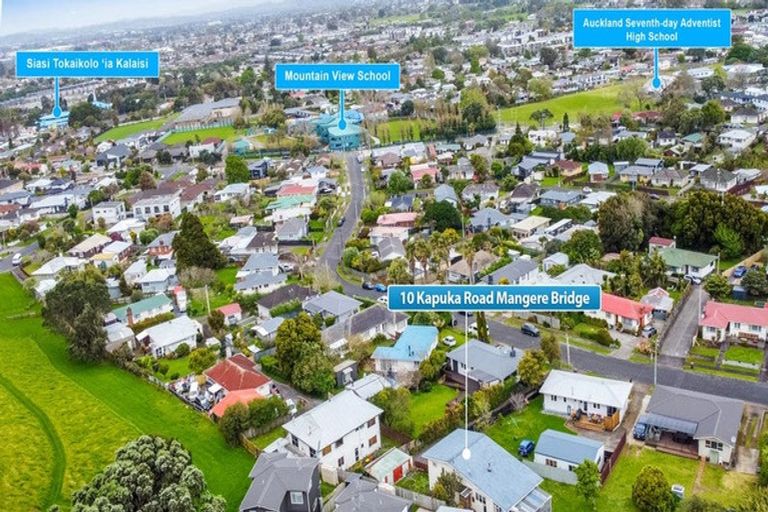 Photo of property in 10 Kapuka Road, Mangere Bridge, Auckland, 2022