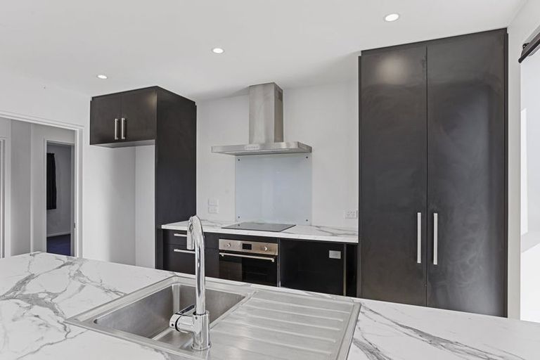Photo of property in 18 Grimwood Street, Woodend, 7610