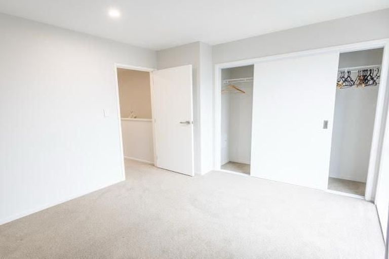 Photo of property in 22 Tima Lane, Mangere Bridge, Auckland, 2022